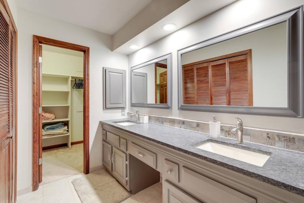 Holiday home Luxury Townhome - 1 Mile To The Battery *