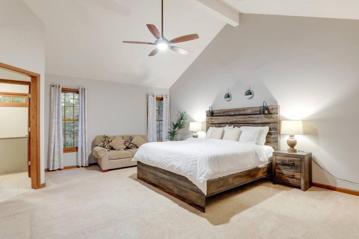 Holiday home Luxury Townhome - 1 Mile To The Battery