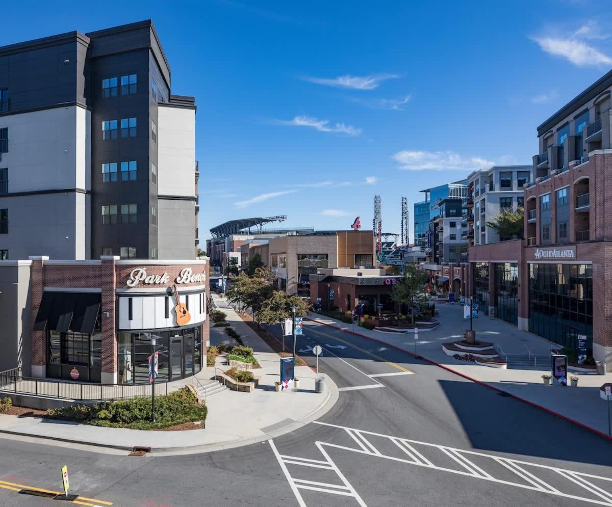 Luxury Townhome - 1 Mile To The Battery Holiday home